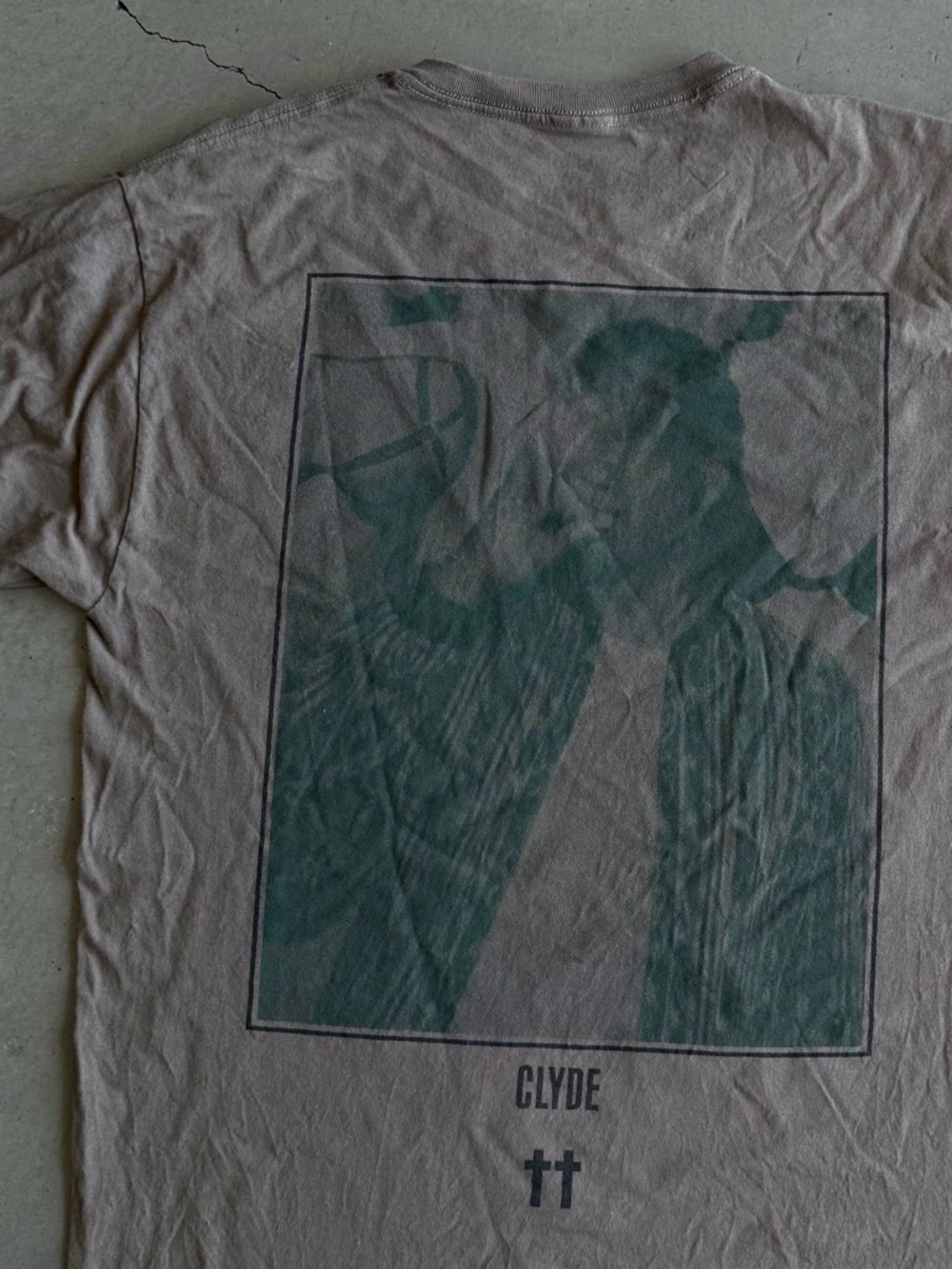 OTR II Tour / Beyoncé & Jay-Z / Bonnie Clyde Graphic Tee / Brown - Picture 8 of 11